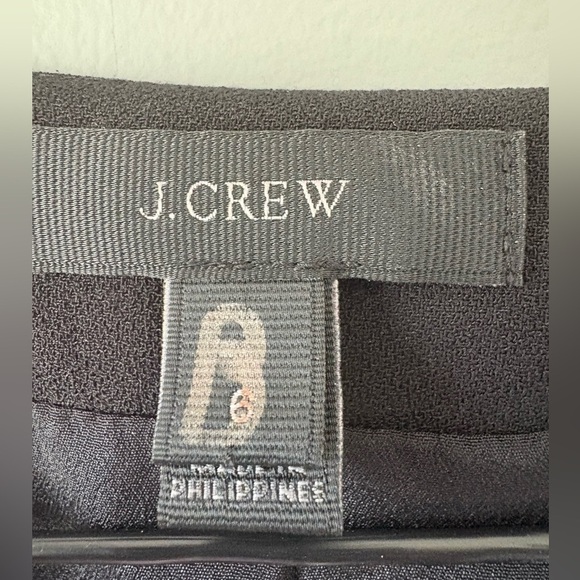 J. Crew size 6 Elegant Black crepe Wrap Dress, fitted cuffs , adjustable tie - Picture 4 of 11